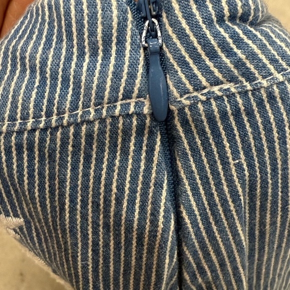 Abercrombie & Fitch Women’s Blue Striped Embroidered Denim Mini Skirt 10/30 - Picture 4 of 6